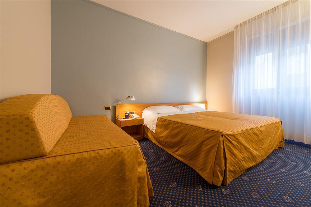 Hotel Terme Vittorio Veneto Buitenkant foto