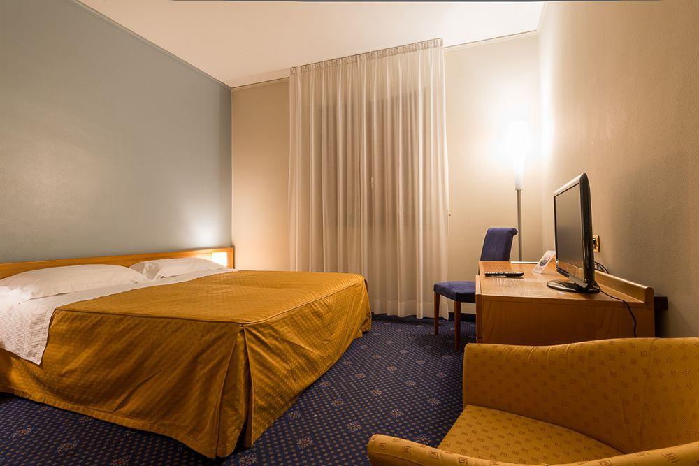 Hotel Terme Vittorio Veneto Buitenkant foto