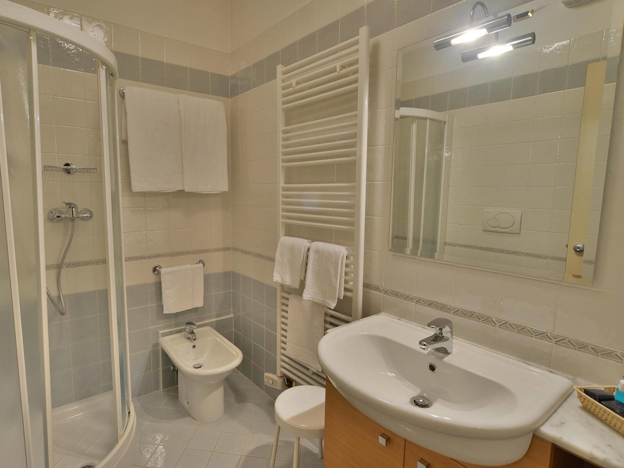 Hotel Terme Vittorio Veneto Buitenkant foto