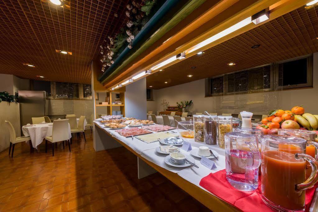 Hotel Terme Vittorio Veneto Buitenkant foto